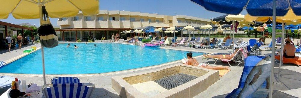 Relax Hotel Kolýmbia Eksteriør bilde